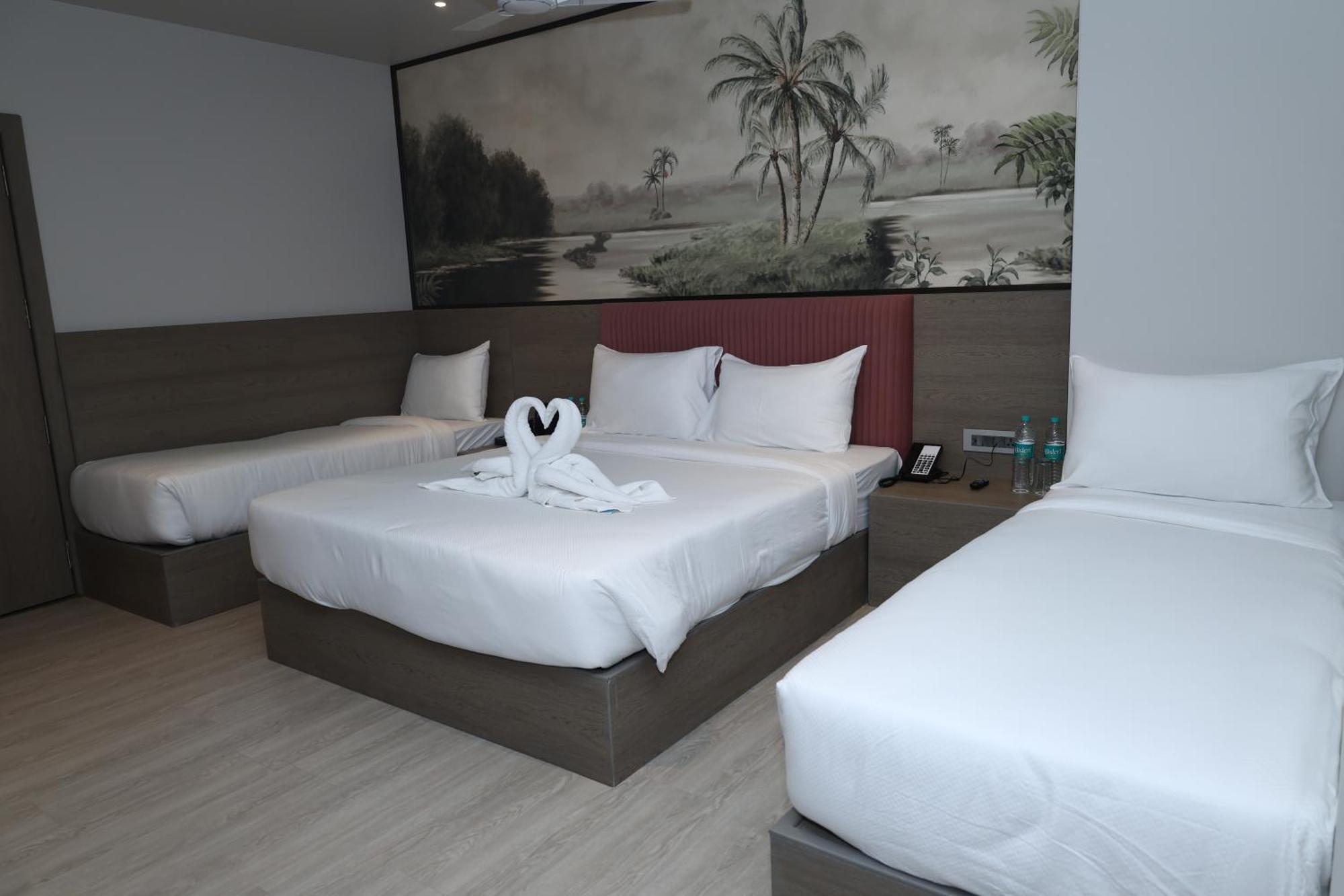 Afc Hotel Indore Exterior photo
